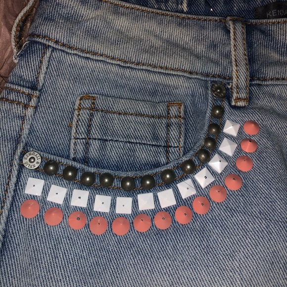 Kendall and Kylie Studded High Rise Cutoff Shorts - Picture 4 of 7